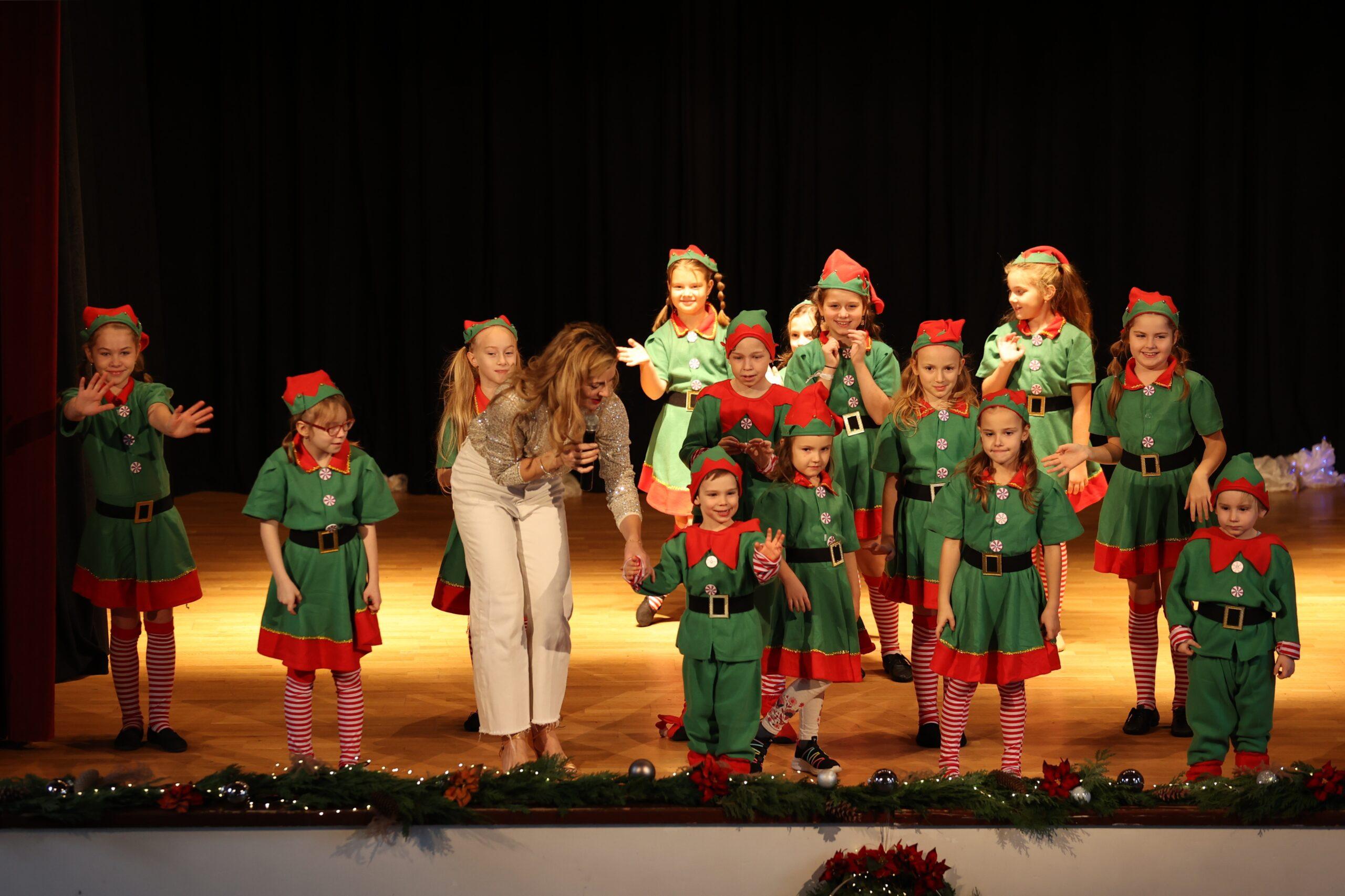 Vianočné predstavenie H&T Dance Company potešilo seniorov